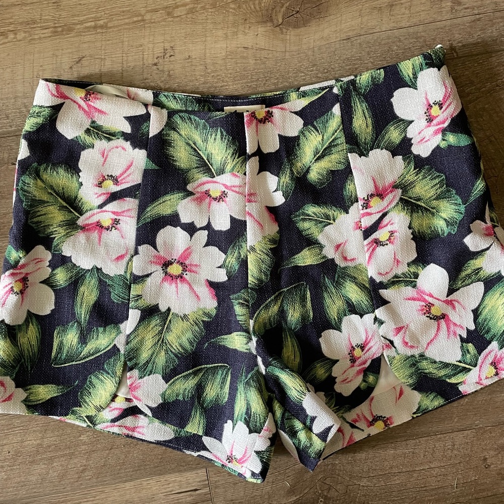 Flower shorts -L